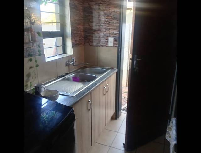 3 BEDROOM PROPERTY TO RENT IN PROTEA GLEN EXT